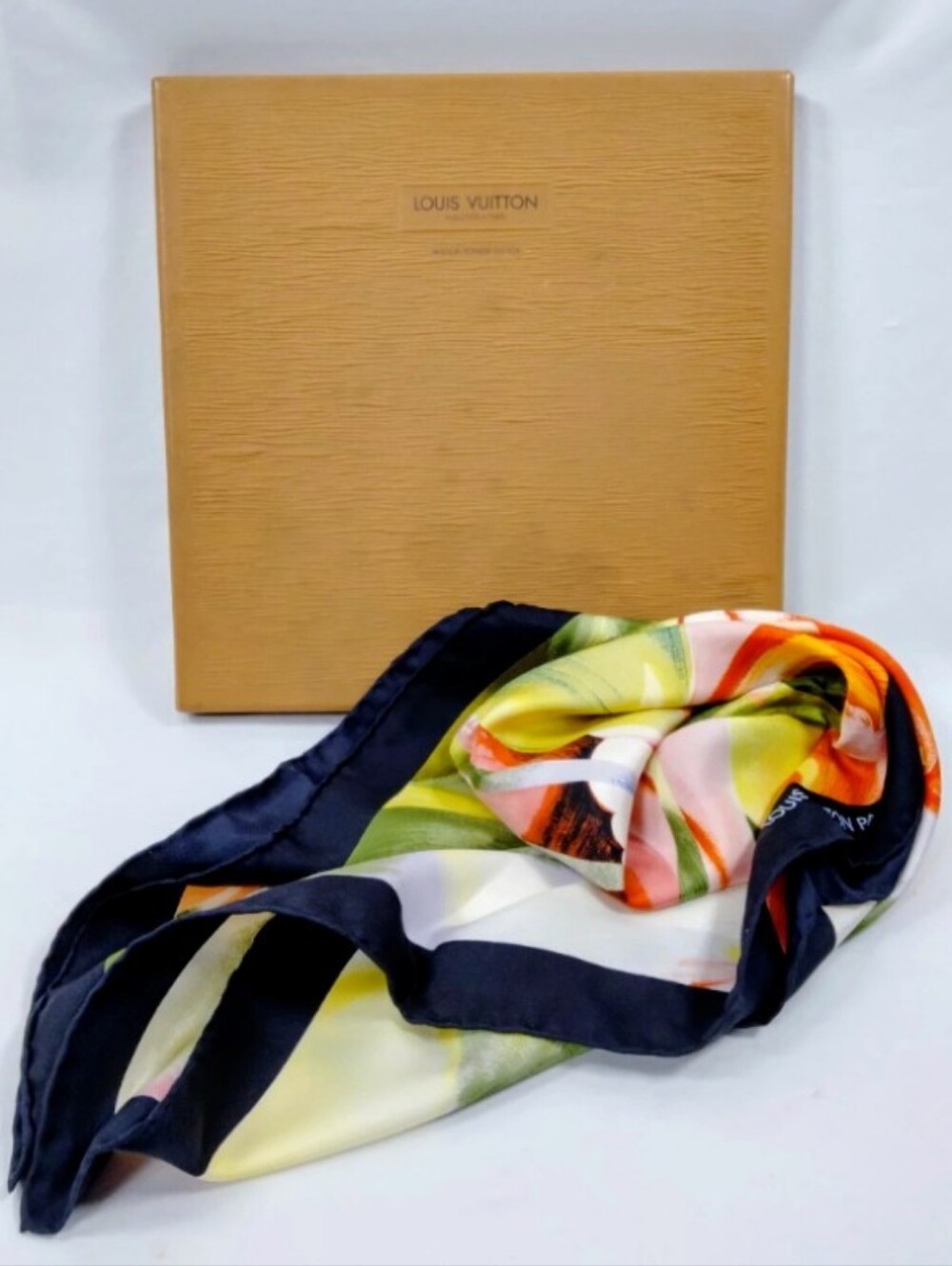 Louis Vuitton Vintage 1987 x "James Rosenquist" Silk Scarf